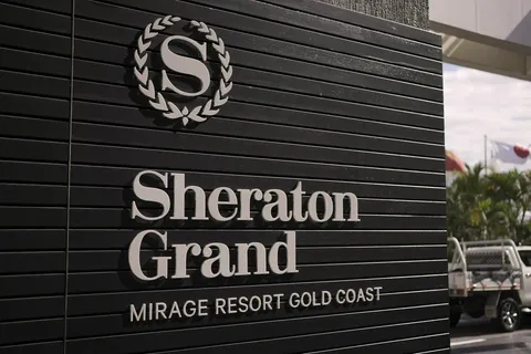 Sheraton Grand Mirage, Angela + Todd, wedding film by Sean Harman