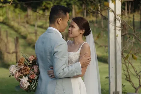 Maleny Manor, Nicole + Jarod, wedding film by Sean Harman